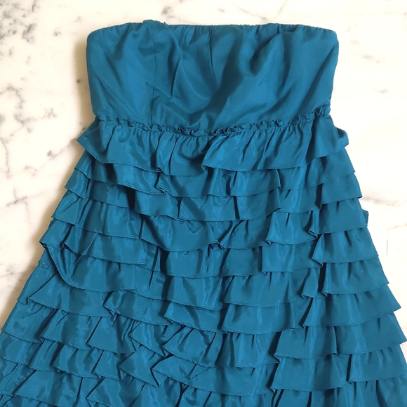 NWT. The Limited Fully lined teal color strapless ruffle tiered dress. - Picture 3 of 8